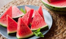 冬儿吃瓜,揭秘娱乐圈的甜蜜与苦涩