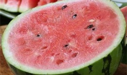 麒麟瓜挖着吃,尽享夏日清新滋味