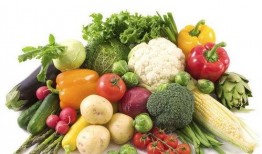 爱牛吃瓜,揭秘动物界的趣味食性之谜