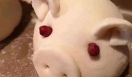 野猪吃瓜头像图,趣味横生的自然瞬间