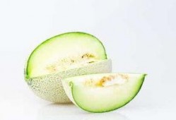 女人吃蜜瓜作用,女性健康益处多