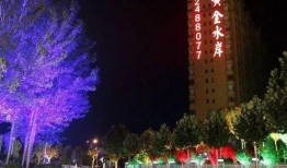 惠州广场吃瓜,热闹非凡的吃瓜现场，见证人间百态