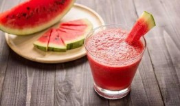 瓜婆娘吃西瓜,瓜婆娘的甜蜜西瓜之旅