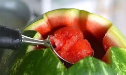 吃瓜吃半个,探寻美食与生活的和谐共鸣