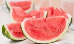 一个吃瓜不吐瓜子的瓜,不吐瓜子，揭秘吃瓜者的独特魅力